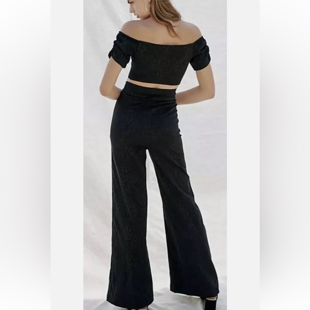Free People Soul Mate Off-Shoulder Wide-Leg 2 Piece Set. - Picture 3 of 8